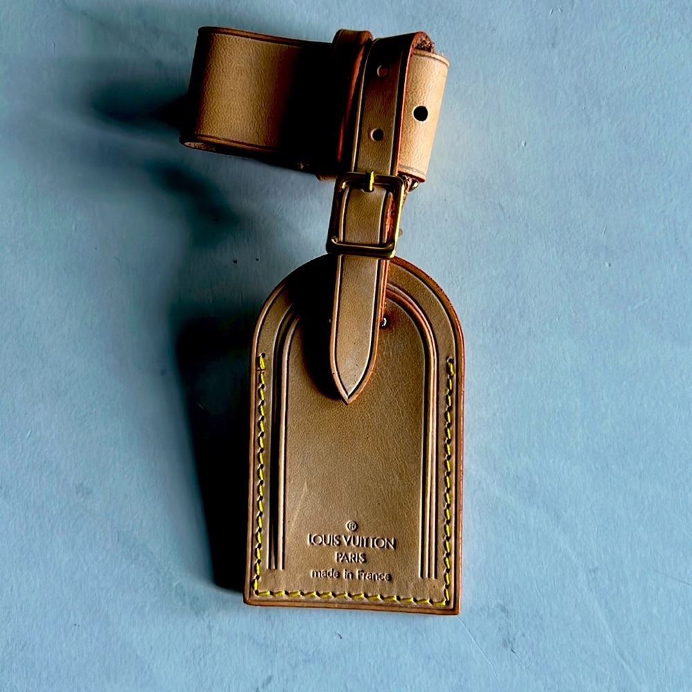 Authentic LV Louis Vuitton luggage tag with poignet! MINT condition